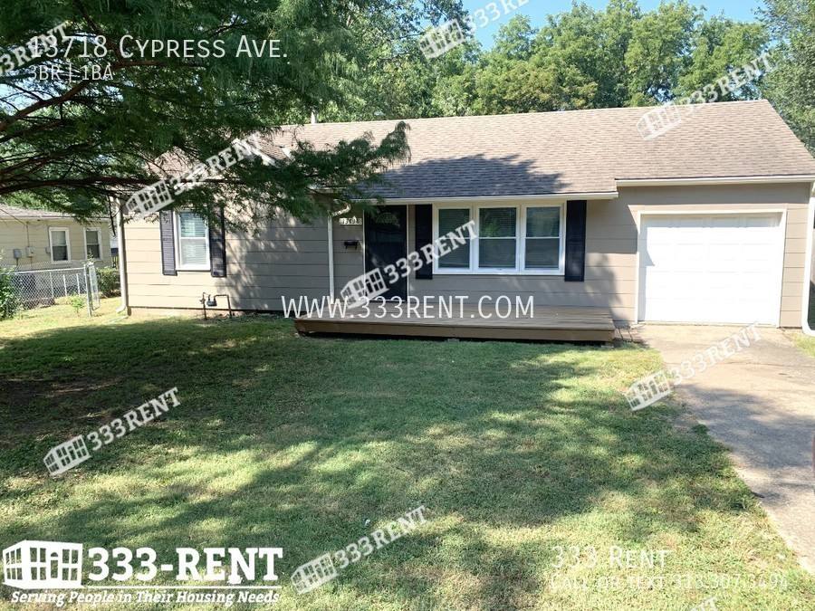 House for rent at 13718 Cypress Ave, Grandview, MO 64030
