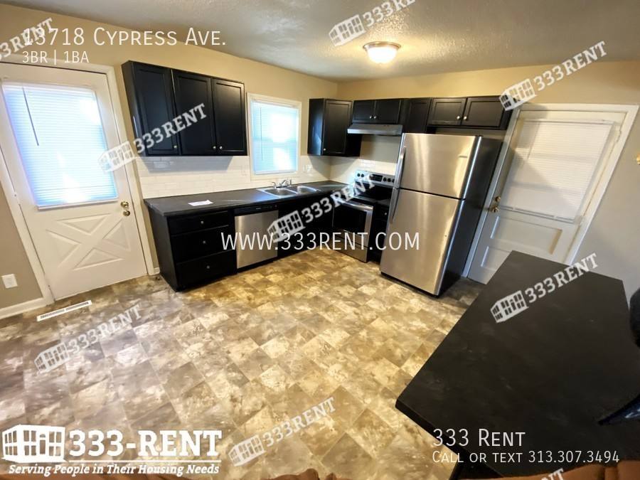 House for rent at 13718 Cypress Ave, Grandview, MO 64030
