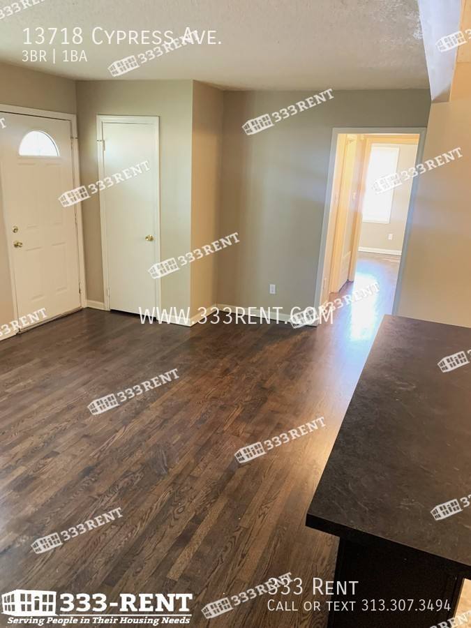 House for rent at 13718 Cypress Ave, Grandview, MO 64030