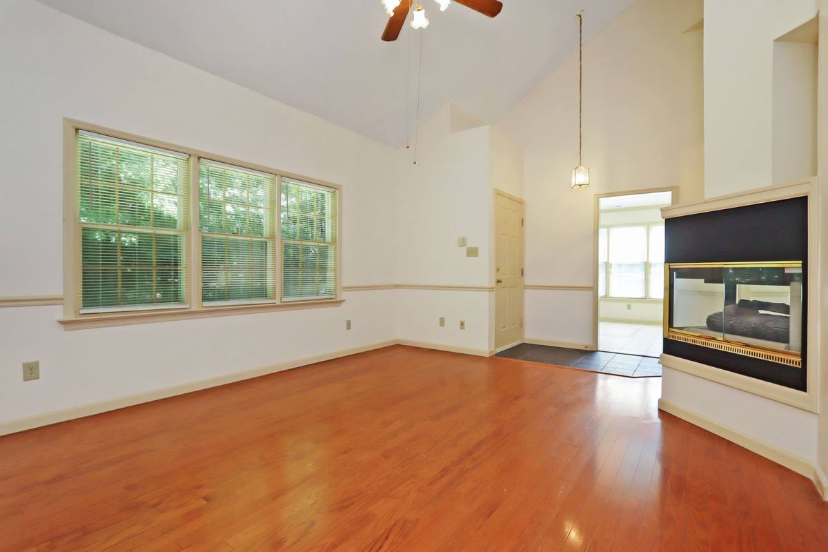 Townhouse for rent at 109 Larkspur Hollow, Yorktown, VA 23692