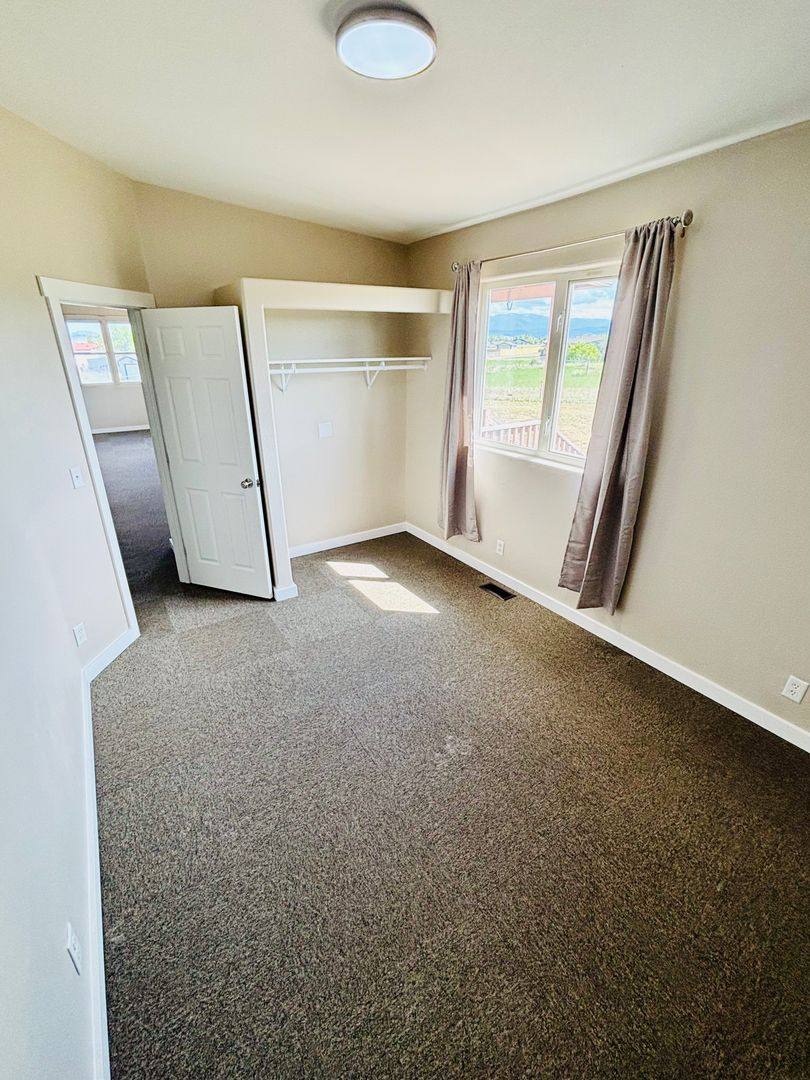 House for rent at 3211 Legacy Loop, Helena, MT 59602