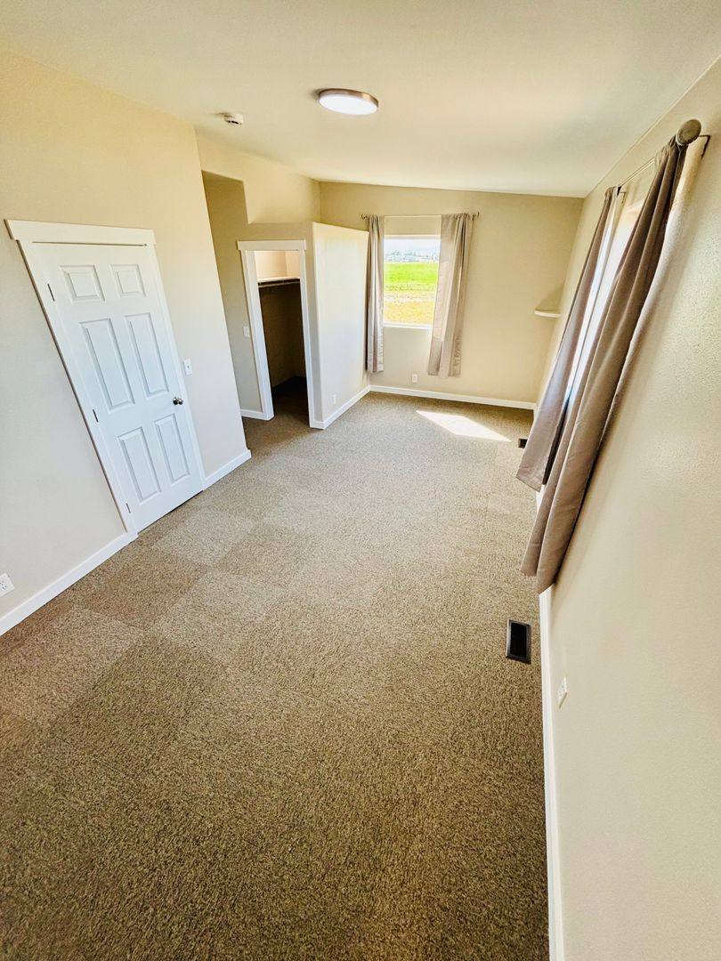 House for rent at 3211 Legacy Loop, Helena, MT 59602