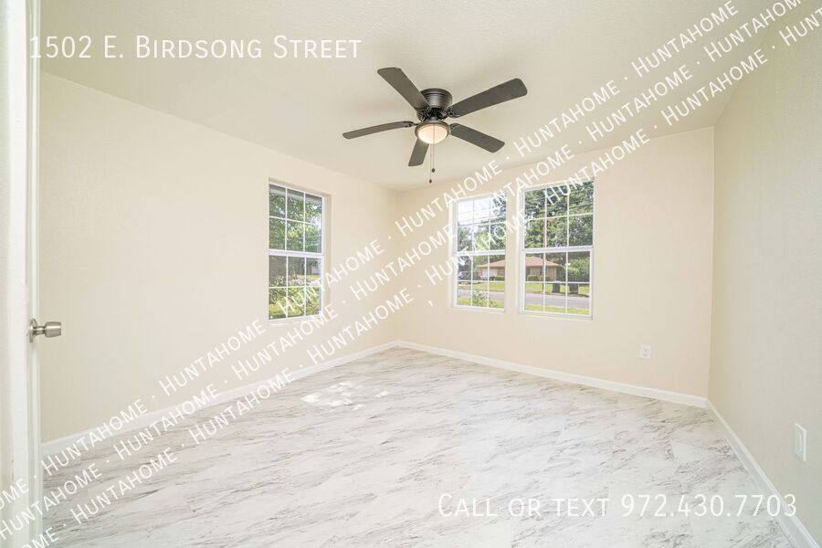 House for rent at 1502 E Birdsong St, Longview, TX 75602