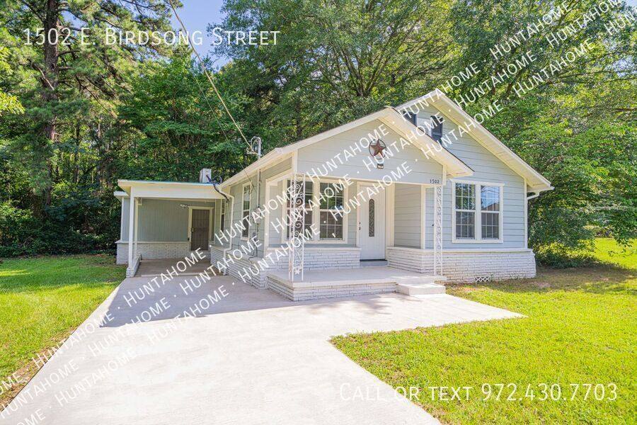 1502 E Birdsong St, Longview, TX 75602 - House for Rent
