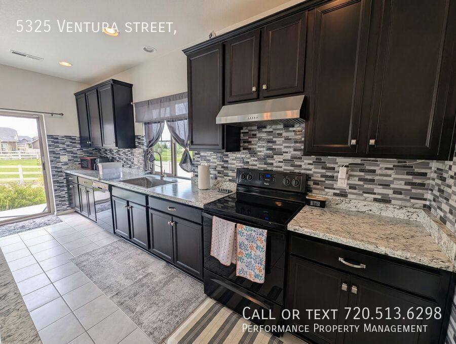 House for rent at 5325 Ventura St, Denver, CO 80249