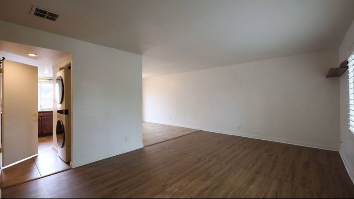 Townhouse for rent at 3108 Via Grande, Sacramento, CA 95825