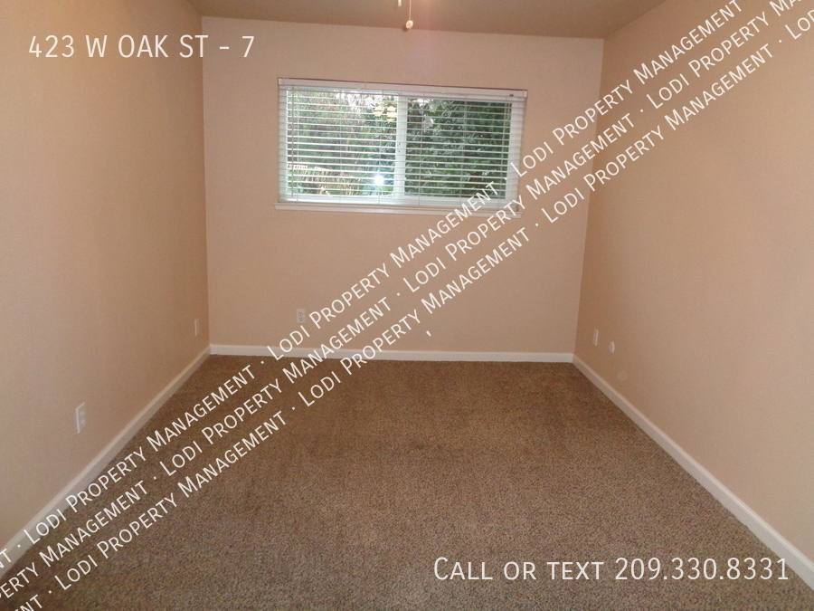 Apartment for rent at 423 W Oak St #7, Lodi, CA 95240