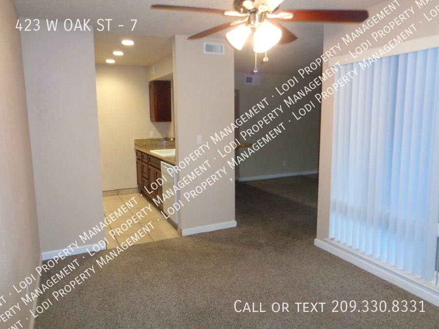 Apartment for rent at 423 W Oak St #7, Lodi, CA 95240