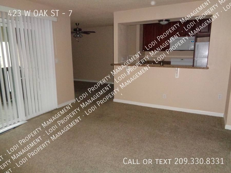 Apartment for rent at 423 W Oak St #7, Lodi, CA 95240