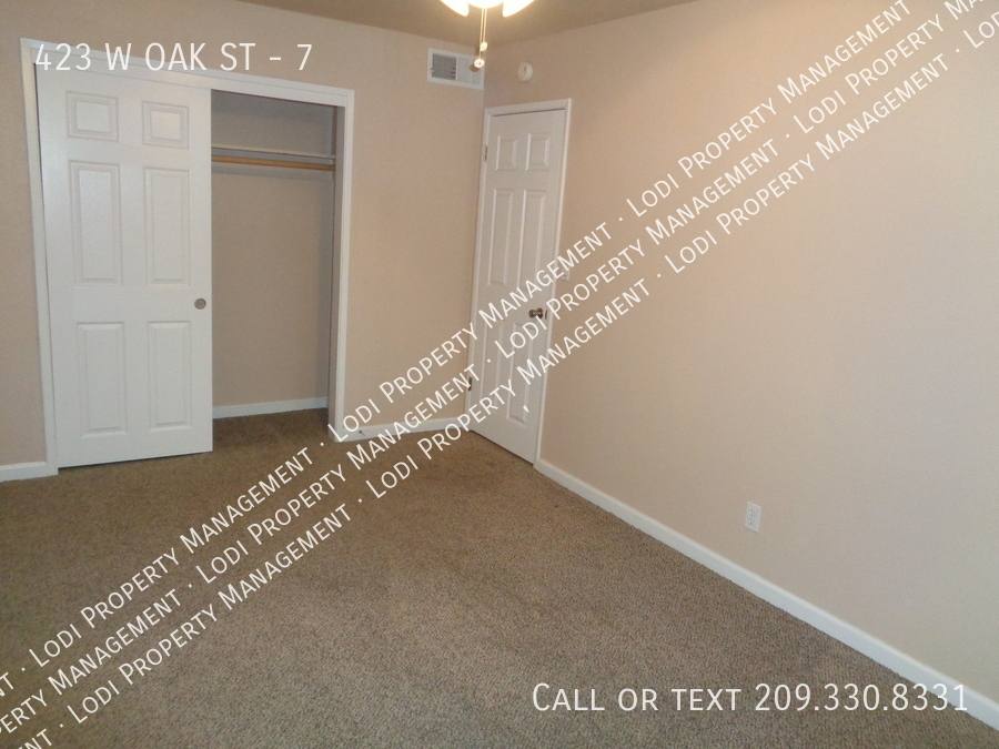 Apartment for rent at 423 W Oak St #7, Lodi, CA 95240