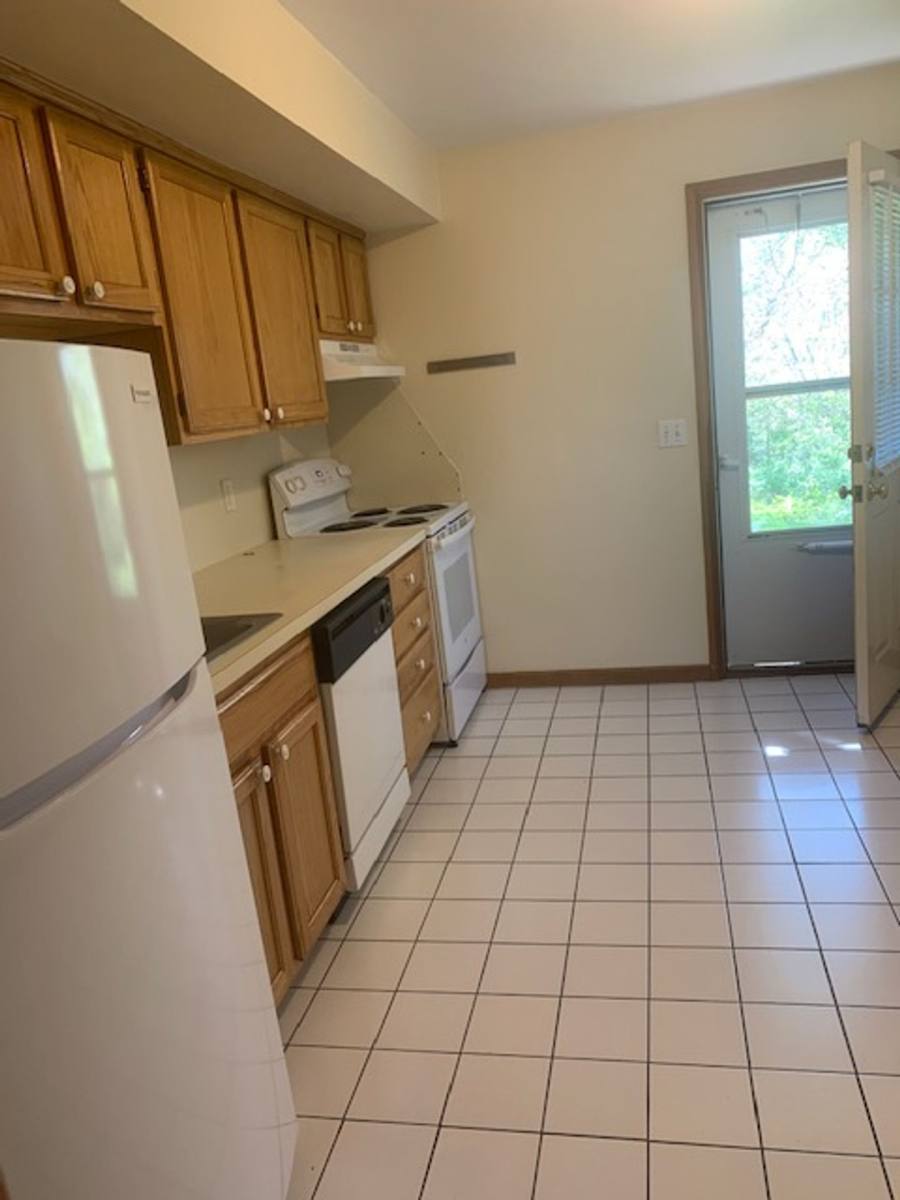 Apartment for rent at 1739-1749 Boston Post Rd, Westbrook, CT 06498