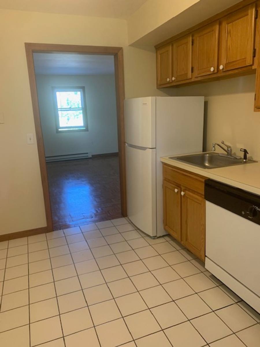Apartment for rent at 1739-1749 Boston Post Rd, Westbrook, CT 06498