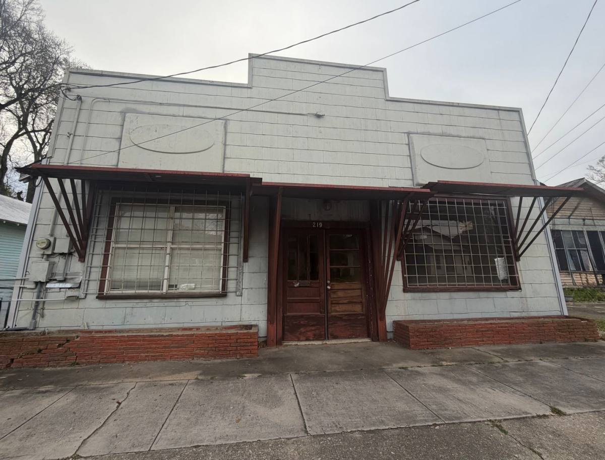 House for rent at 219 S Pierce, Lafayette, LA 70501