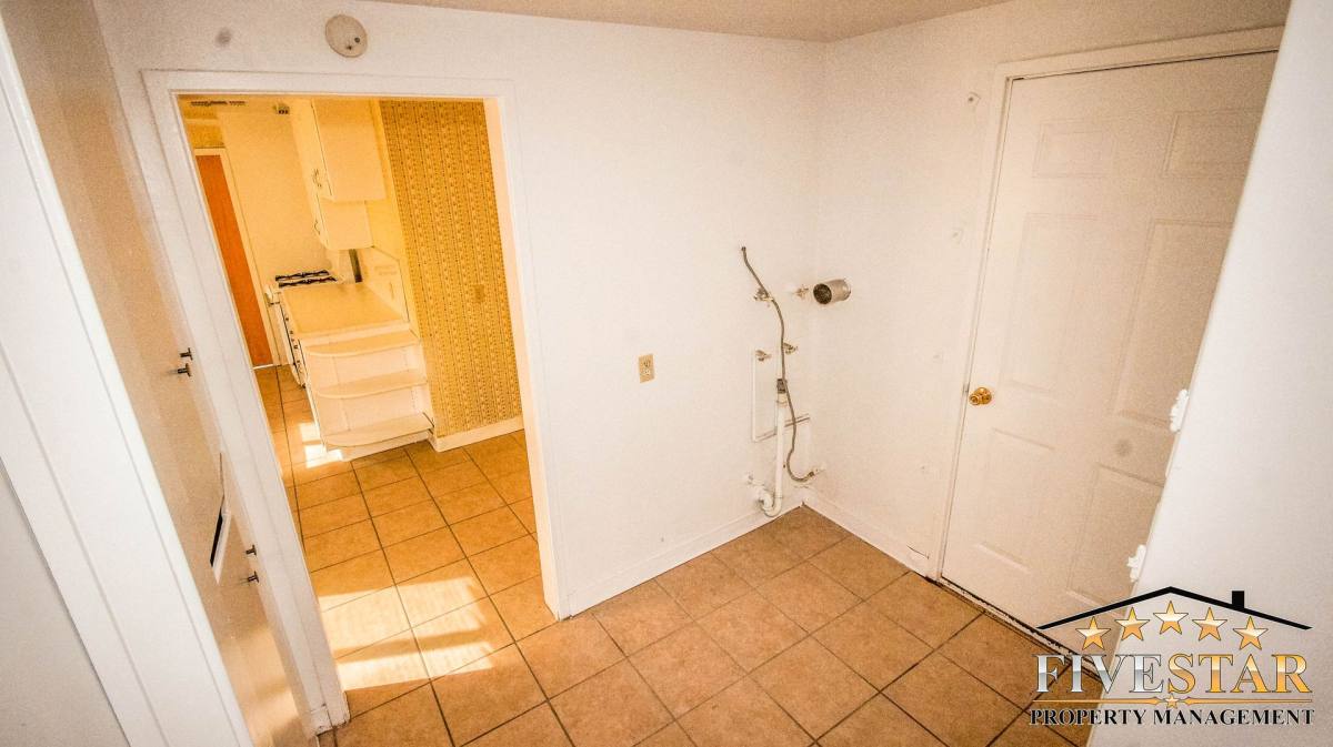 House for rent at 3705 River Blvd, Bakersfield, CA 93305