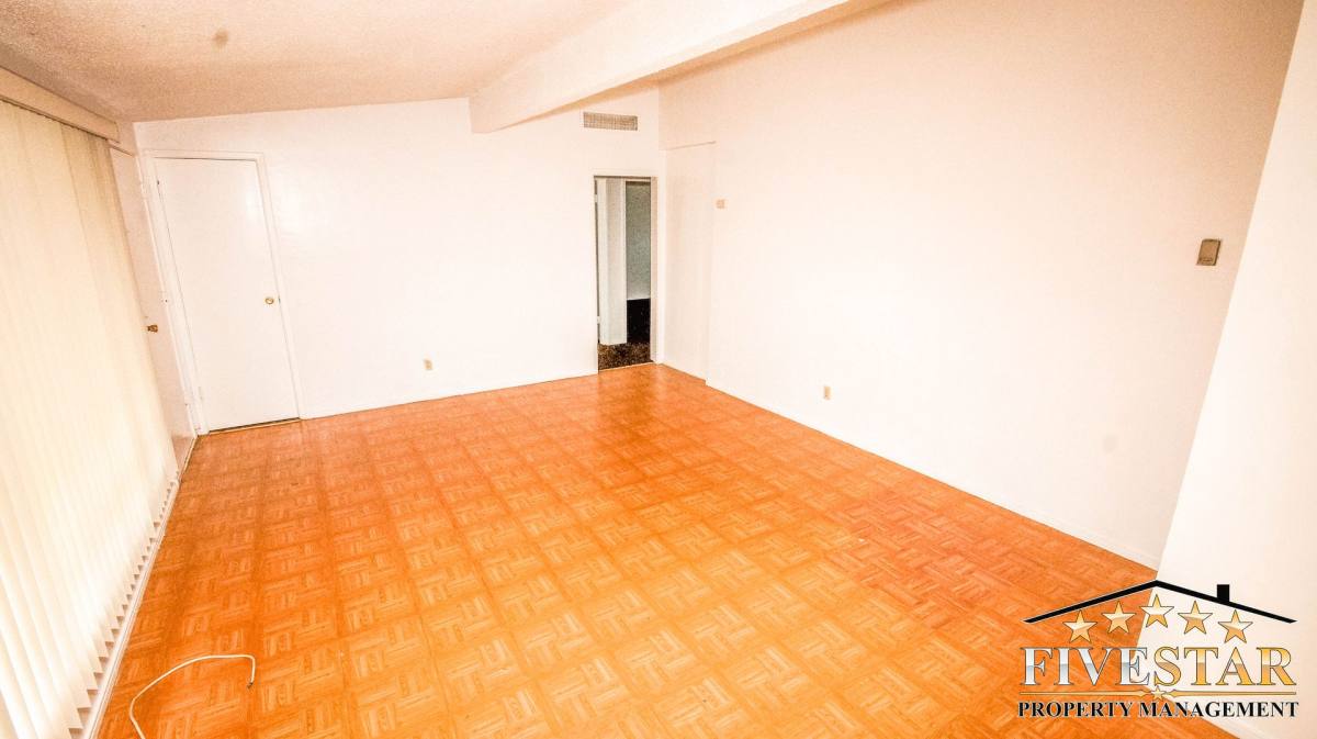 House for rent at 3705 River Blvd, Bakersfield, CA 93305