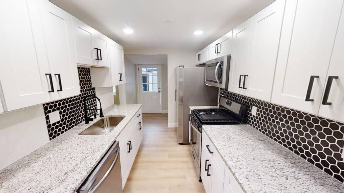 House for rent at 3301 N 19th St, Saint Petersburg, FL 33713