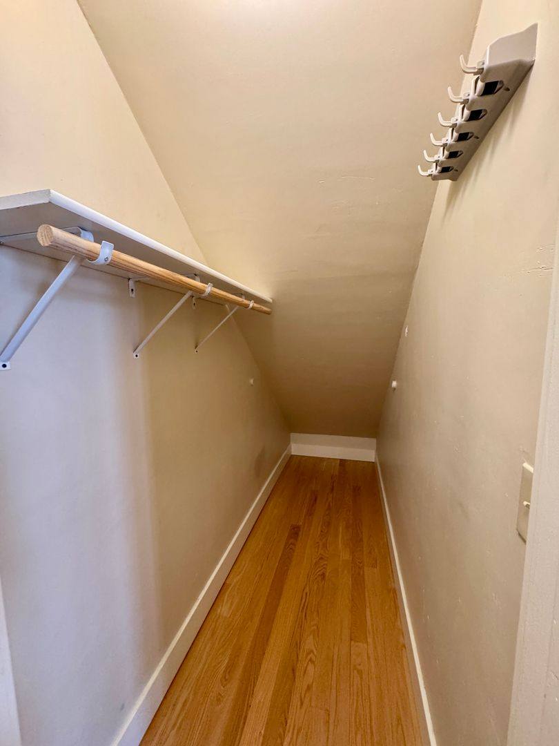 Apartment for rent at 3435 J St, Sacramento, CA 95816