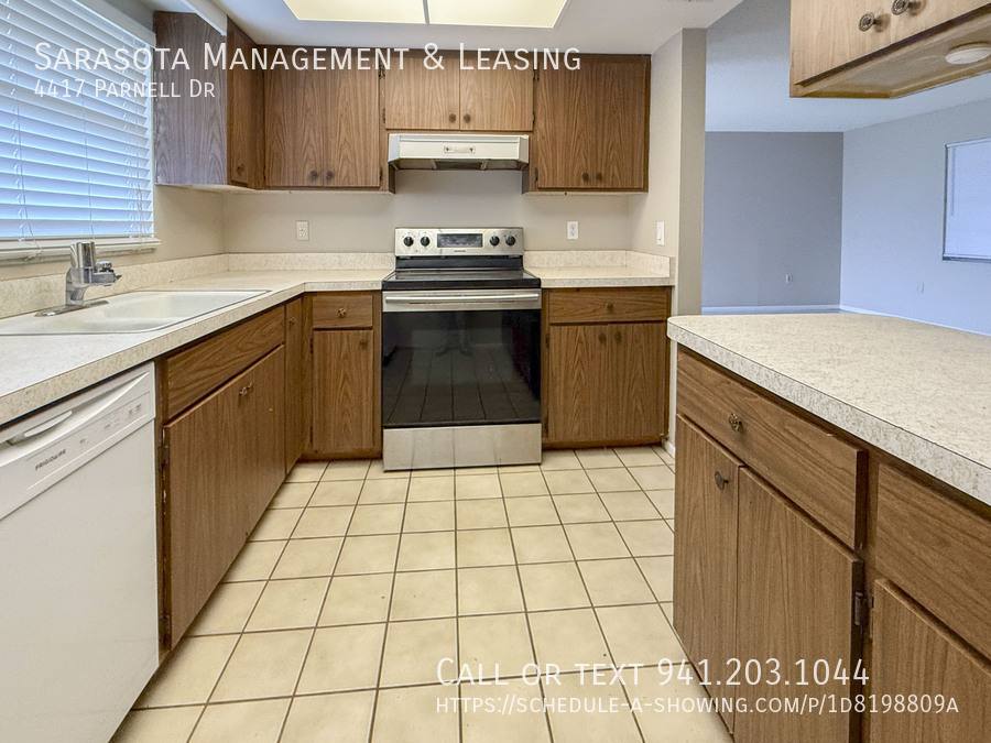House for rent at 4417 Parnell Dr, Sarasota, FL 34232