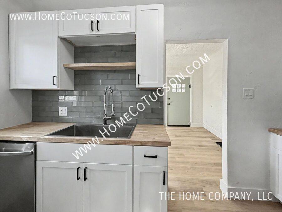 House for rent at 1812 E 9th St, Tucson, AZ 85719