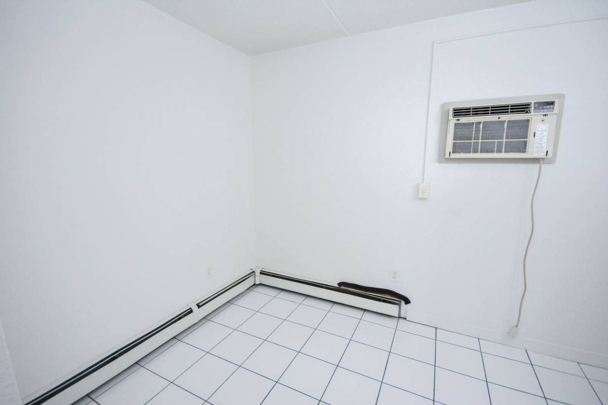 Apartment for rent at 512 3rd Ave SW, Rochester, MN 55902