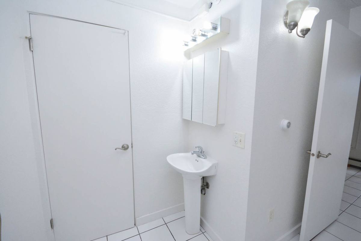 Apartment for rent at 512 3rd Ave SW, Rochester, MN 55902