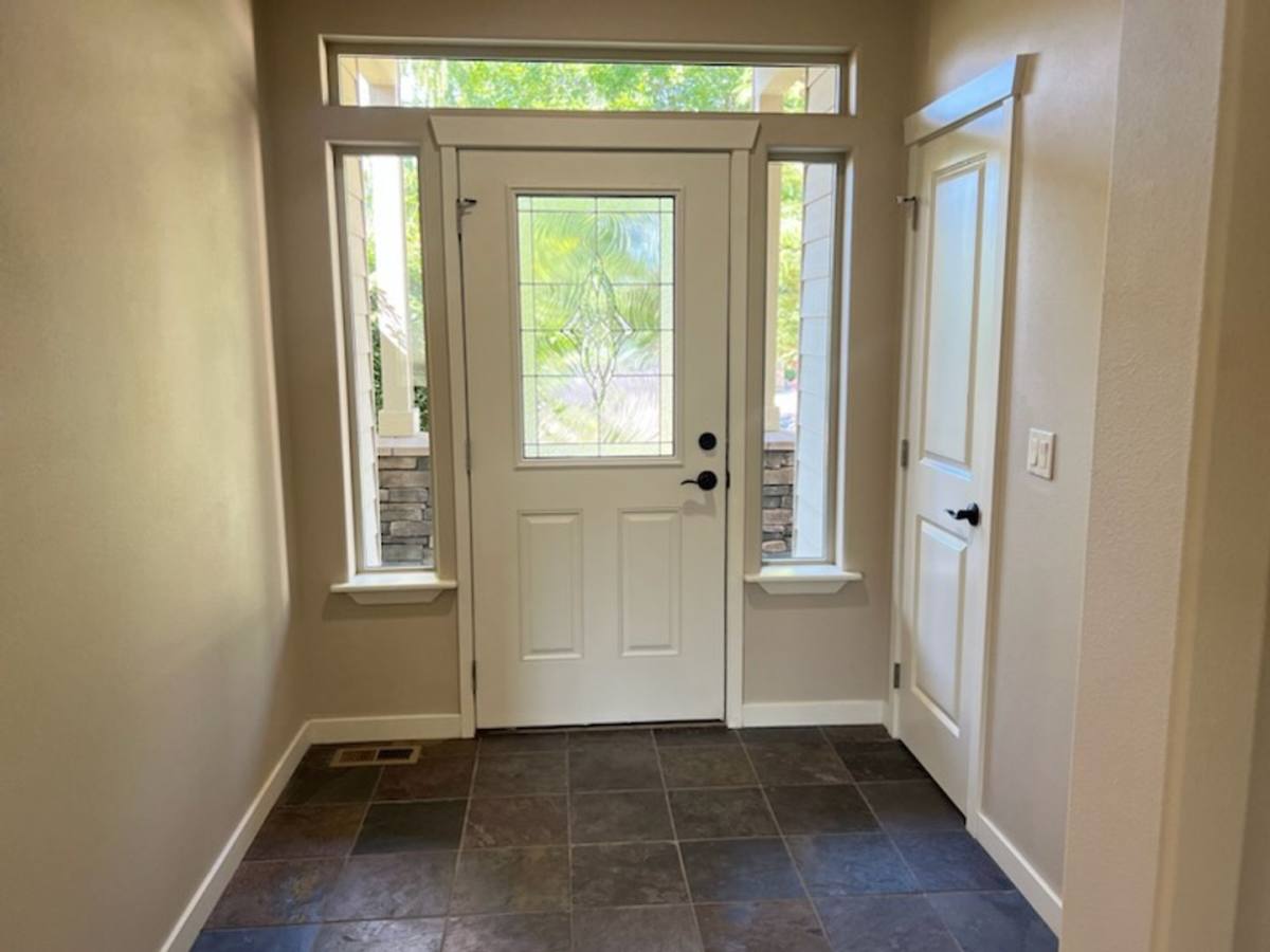 House for rent at 1497 Copper Lp, East Wenatchee, WA 98802
