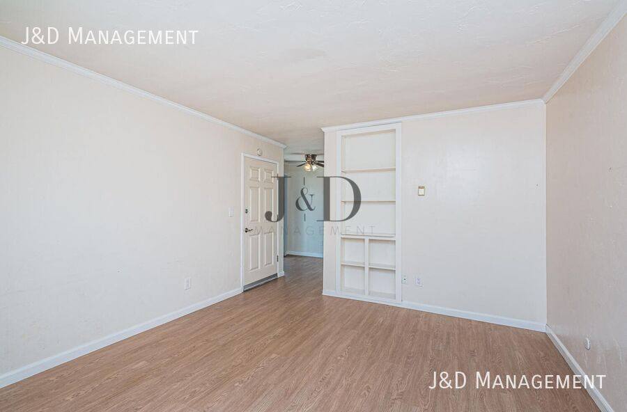 Apartment for rent at 2664 Magnolia Ave #5, San Diego, CA 92109
