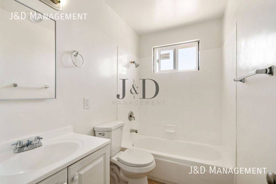 Apartment for rent at 2248 Ocean View Blvd #5, San Diego, CA 92113