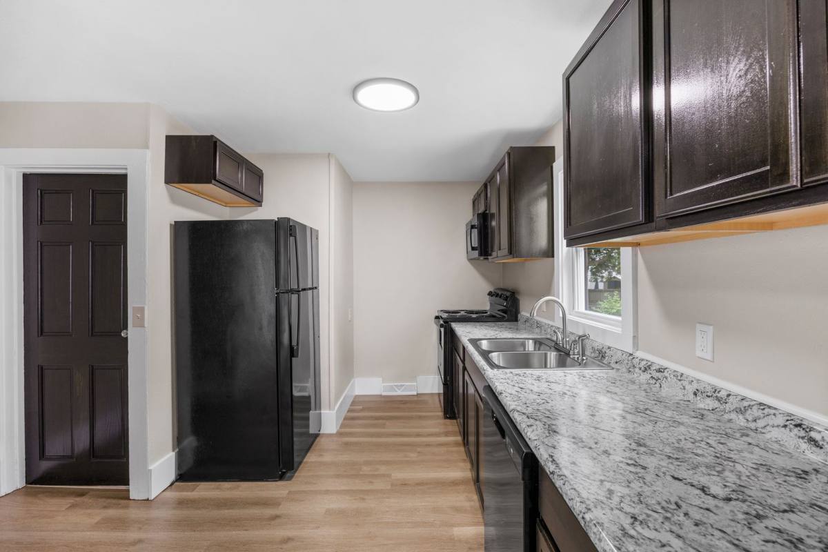 House for rent at 2317 47th St, Des Moines, IA 50310