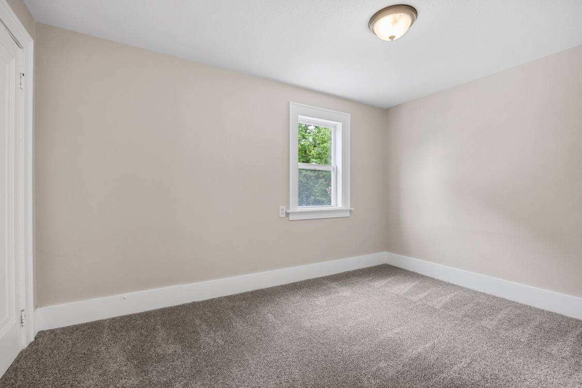 House for rent at 2317 47th St, Des Moines, IA 50310