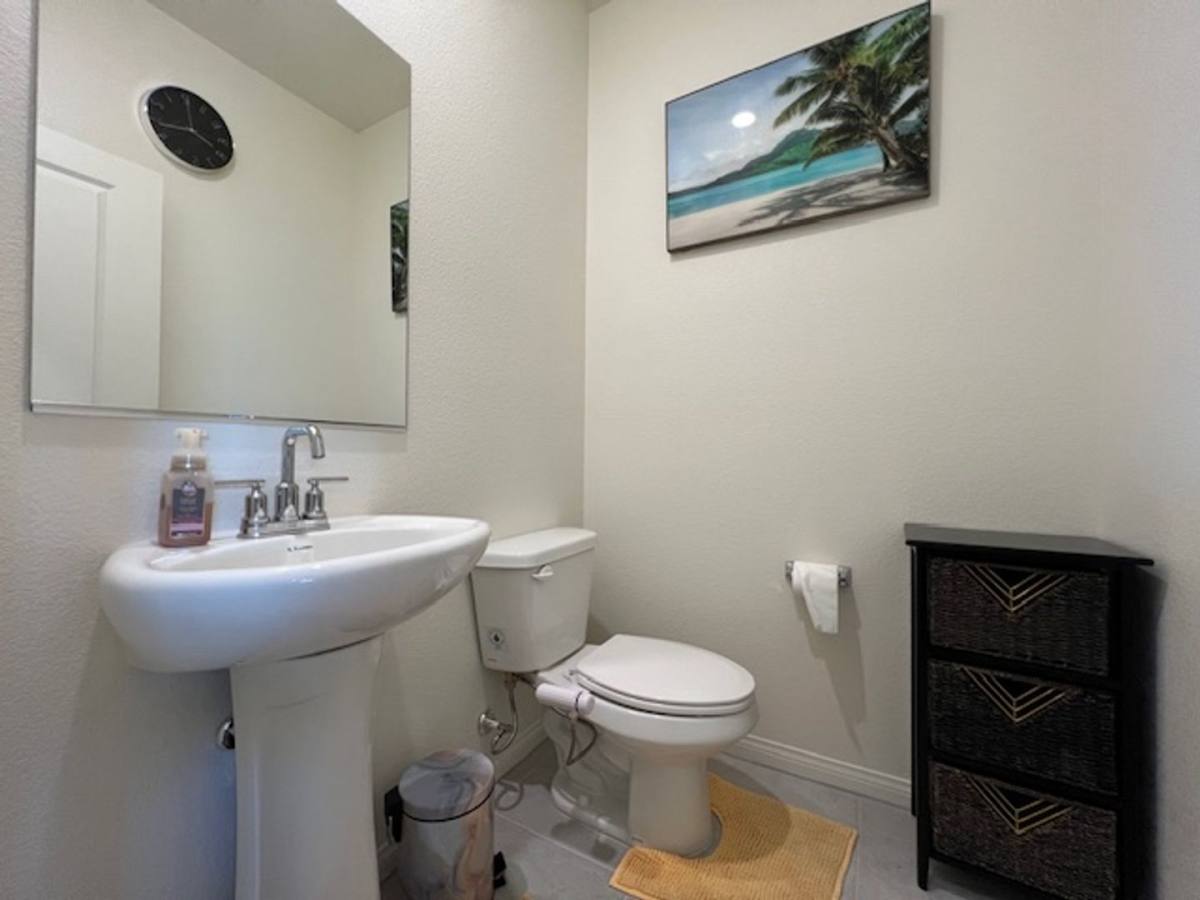 House for rent at 380 Larksong Ave, Henderson, NV 89011