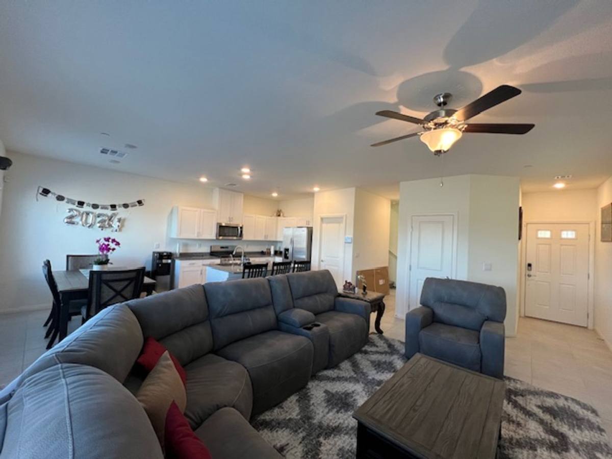 House for rent at 380 Larksong Ave, Henderson, NV 89011