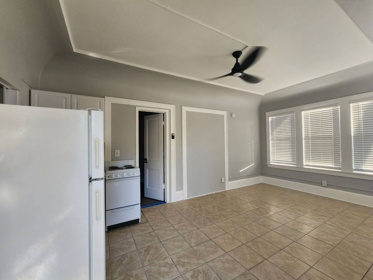 Apartment for rent at 1208 S Ridgewood Ave, Daytona Beach, FL 32114