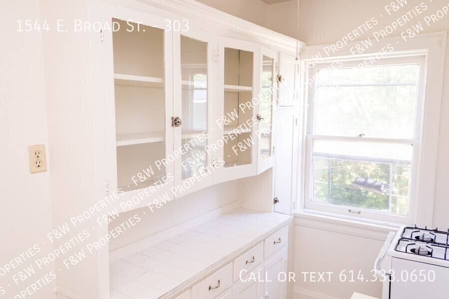 Apartment for rent at 1544 E Broad St #303, Columbus, OH 43203