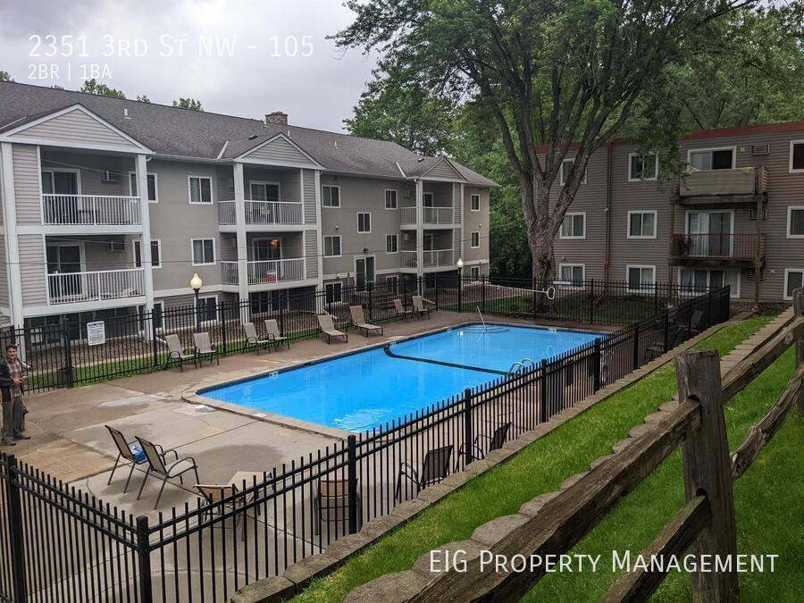 Apartment for rent at 2351 3rd St NW #105, Saint Paul, MN 55112