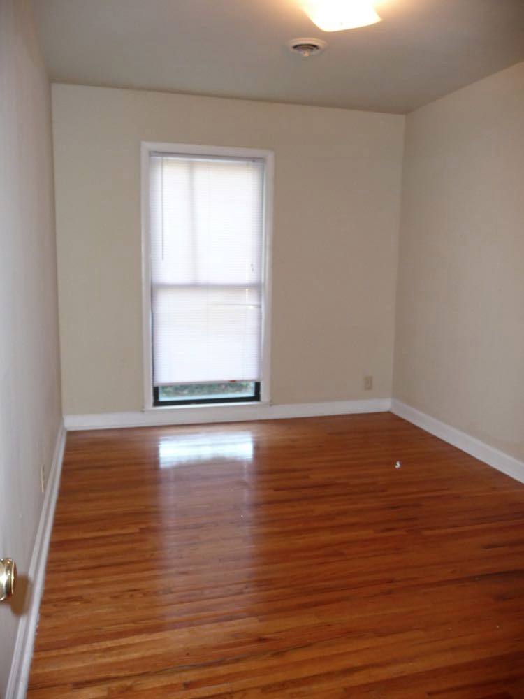Apartment for rent at 246 White Bridge Rd, Nashville, TN 37209