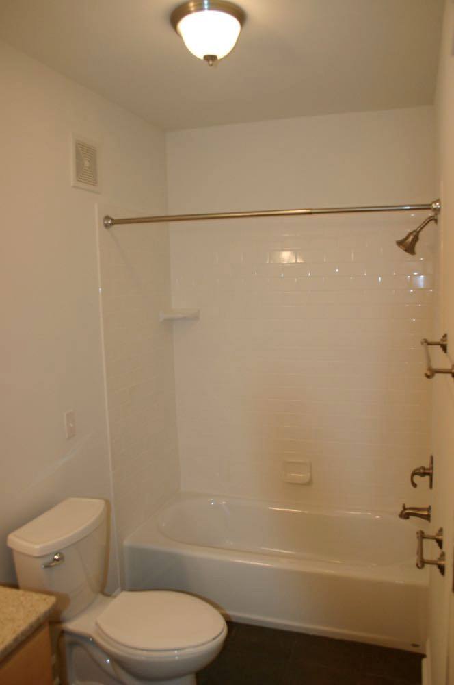 Apartment for rent at 246 White Bridge Rd, Nashville, TN 37209