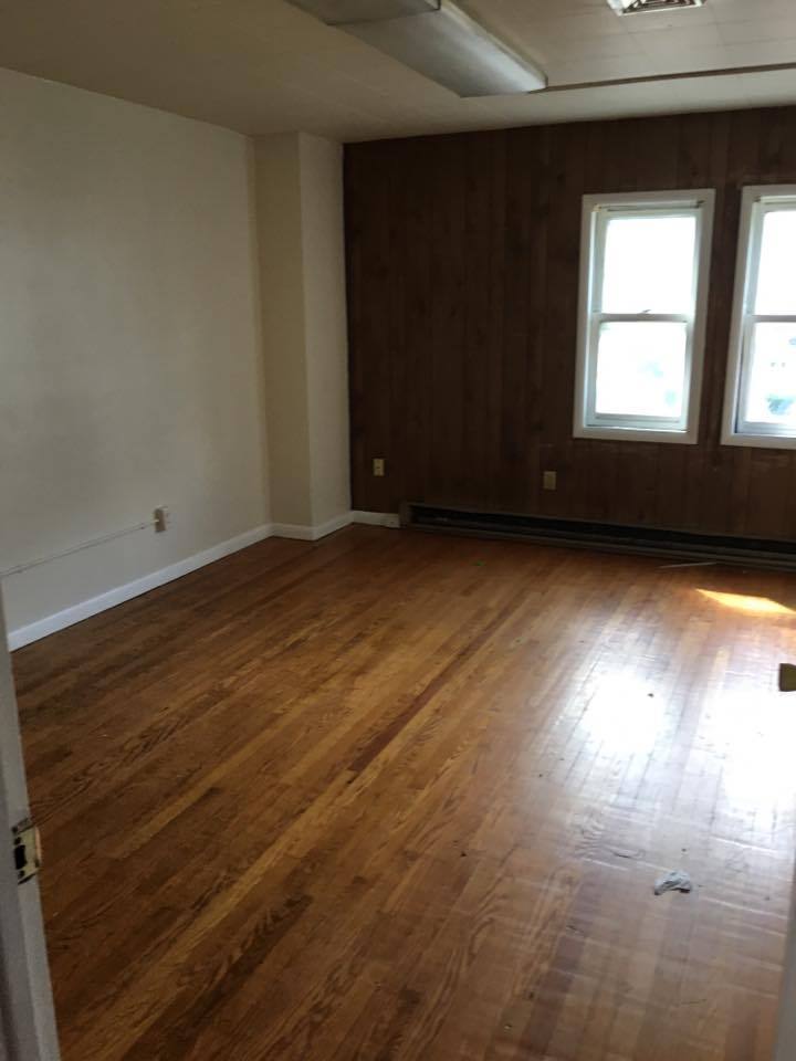 Apartment for rent at 819 N Queen St, Martinsburg, WV 25401