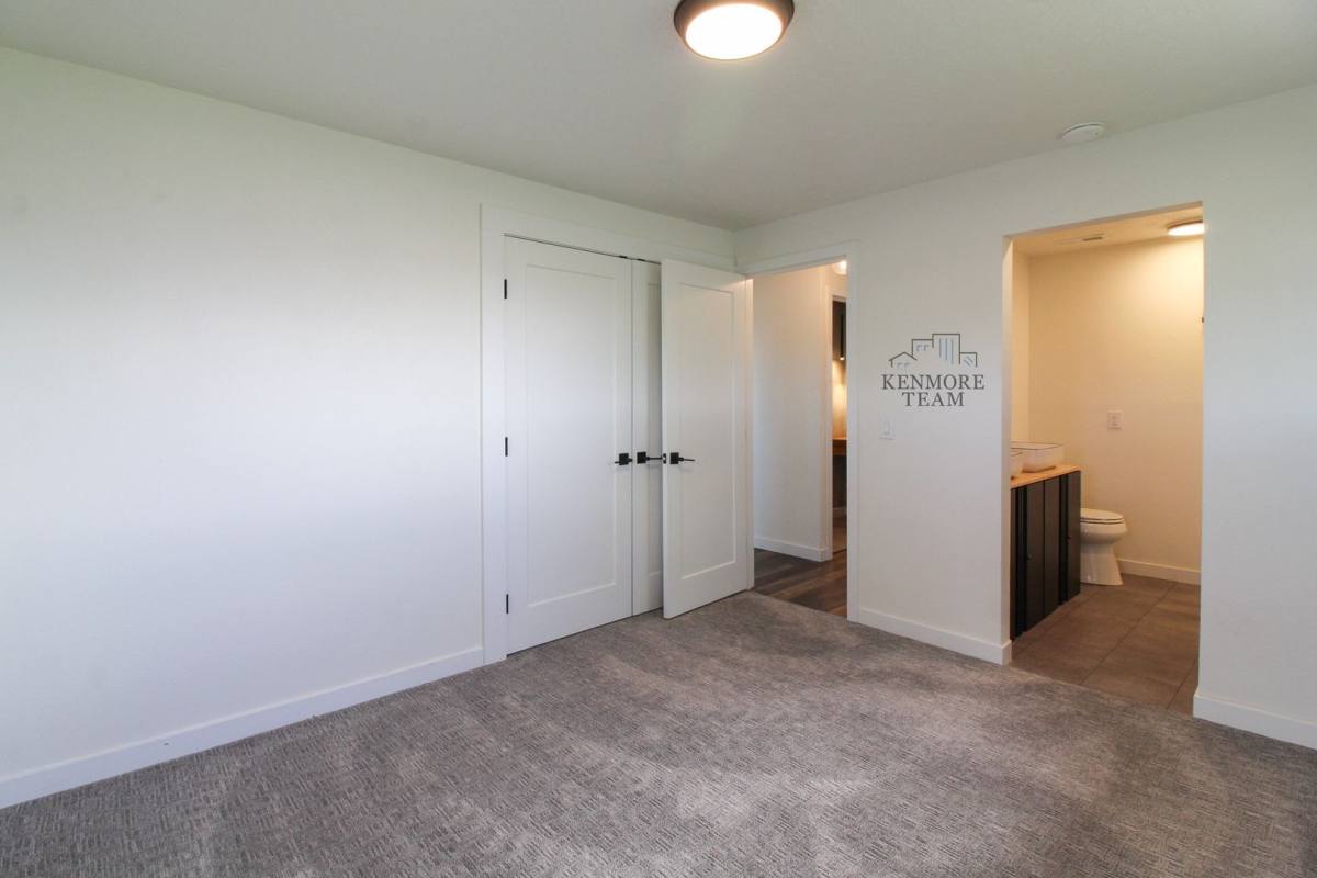 House for rent at 4151 Columbia River Rd, Pasco, WA 99301