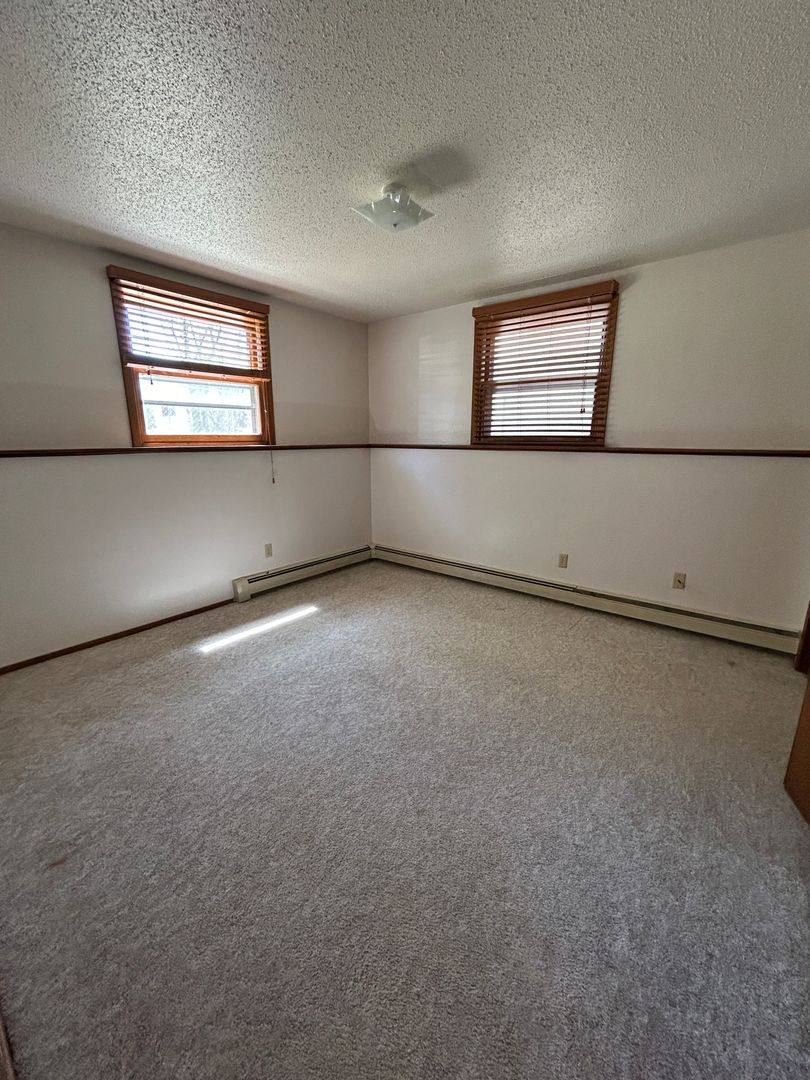 Apartment for rent at 1111 2nd St W, Dickinson, ND 58601