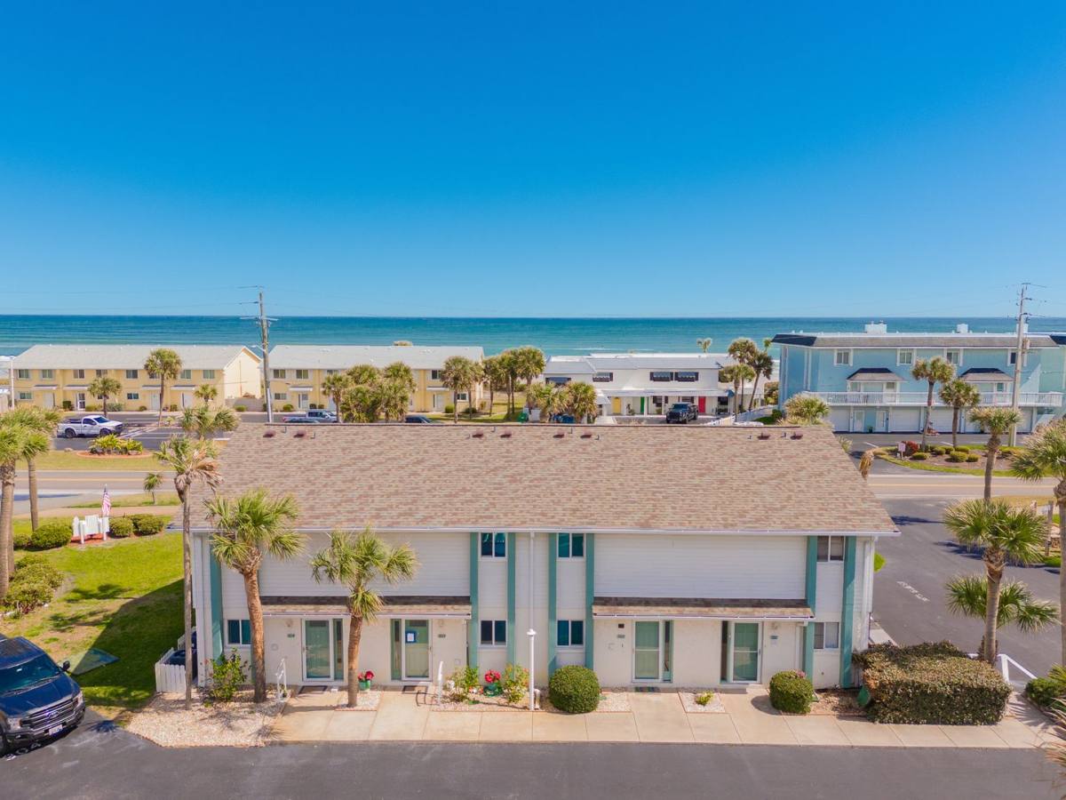 Townhouse for rent at 4790 S Atlantic Ave, Port Orange, FL 32127