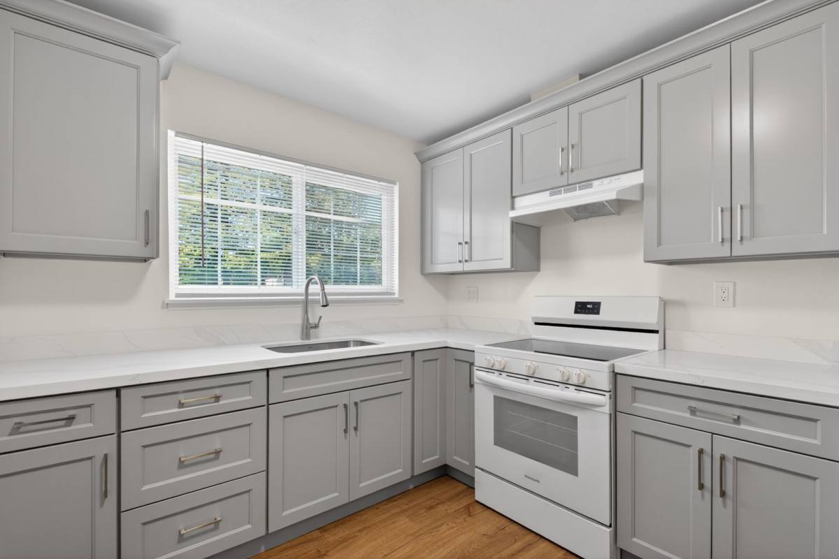 999 Sonoma Ave, Santa Rosa, CA 95404 - Apartment for Rent