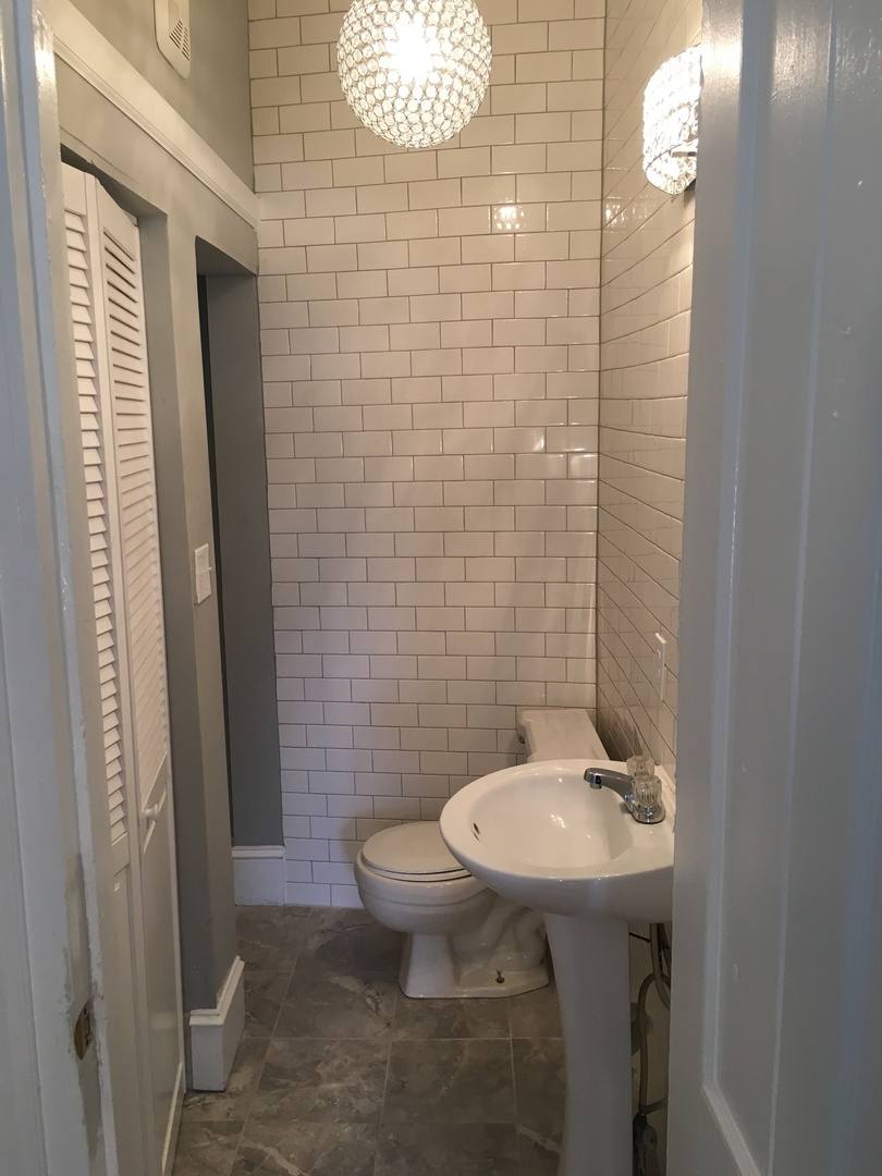 Apartment for rent at 627 W Jones St, Raleigh, NC 27603