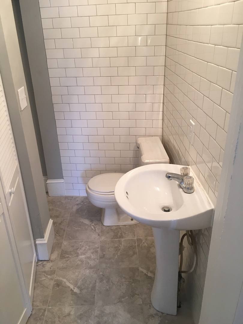 Apartment for rent at 627 W Jones St, Raleigh, NC 27603