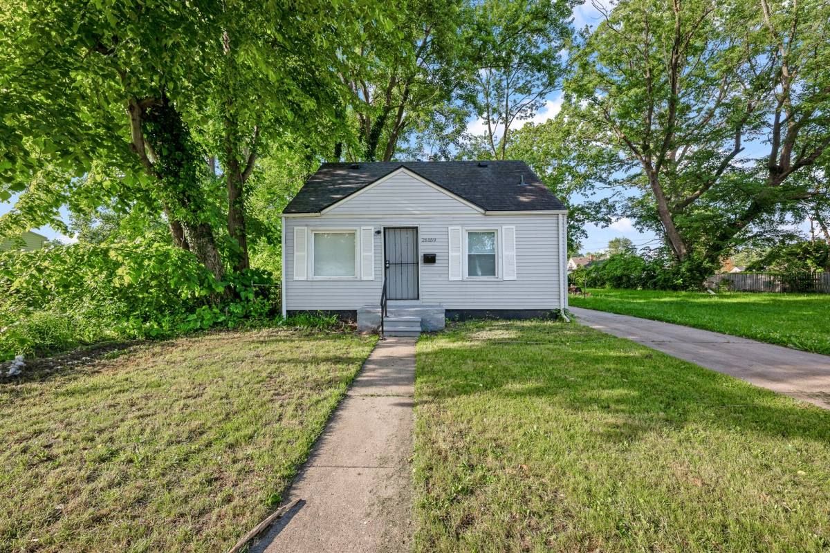 26159 Stanford St, Inkster, MI 48141 - House for Rent