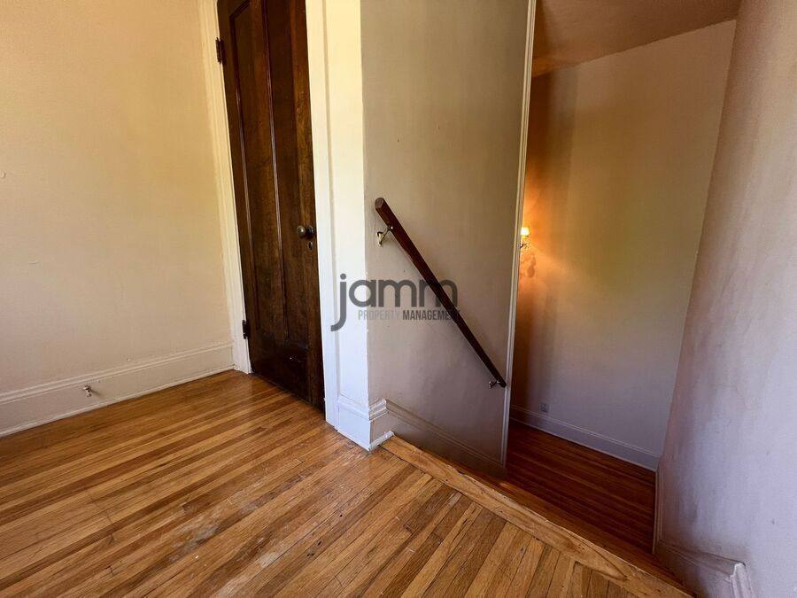 Apartment for rent at 3232 Clarendon Rd, Cleveland, OH 44118