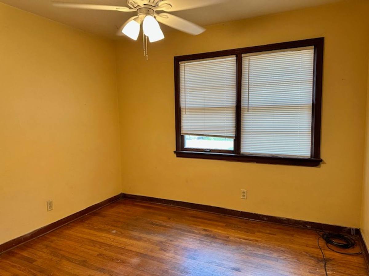 House for rent at 1725 Airport Dr, Tallahassee, FL 32304