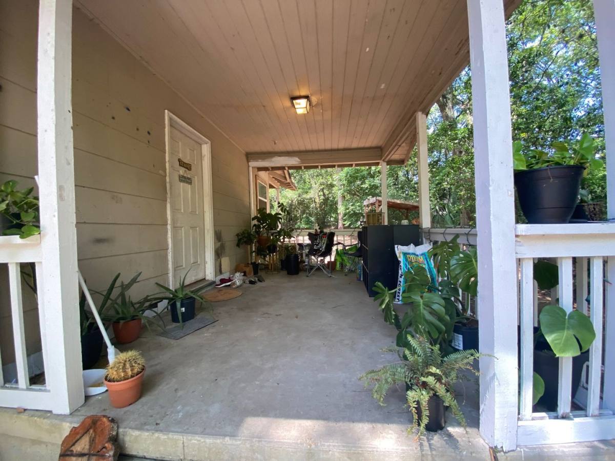 House for rent at 1725 Airport Dr, Tallahassee, FL 32304