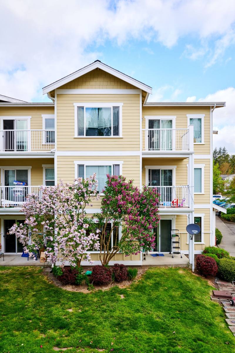 Apartment for rent at 2363 - 2375 Main St, Ferndale, WA 98248