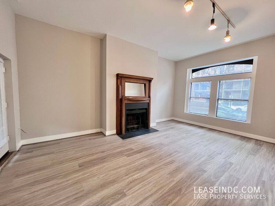 Apartment for rent at 1007 New Hampshire Ave NW #2, Washington, DC 20037